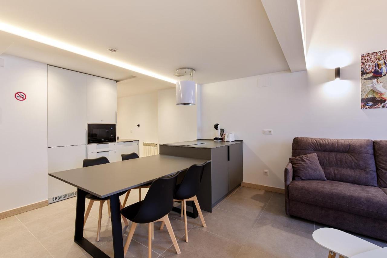 Tuapartamento - Lindapamplona Apartment Bagian luar foto